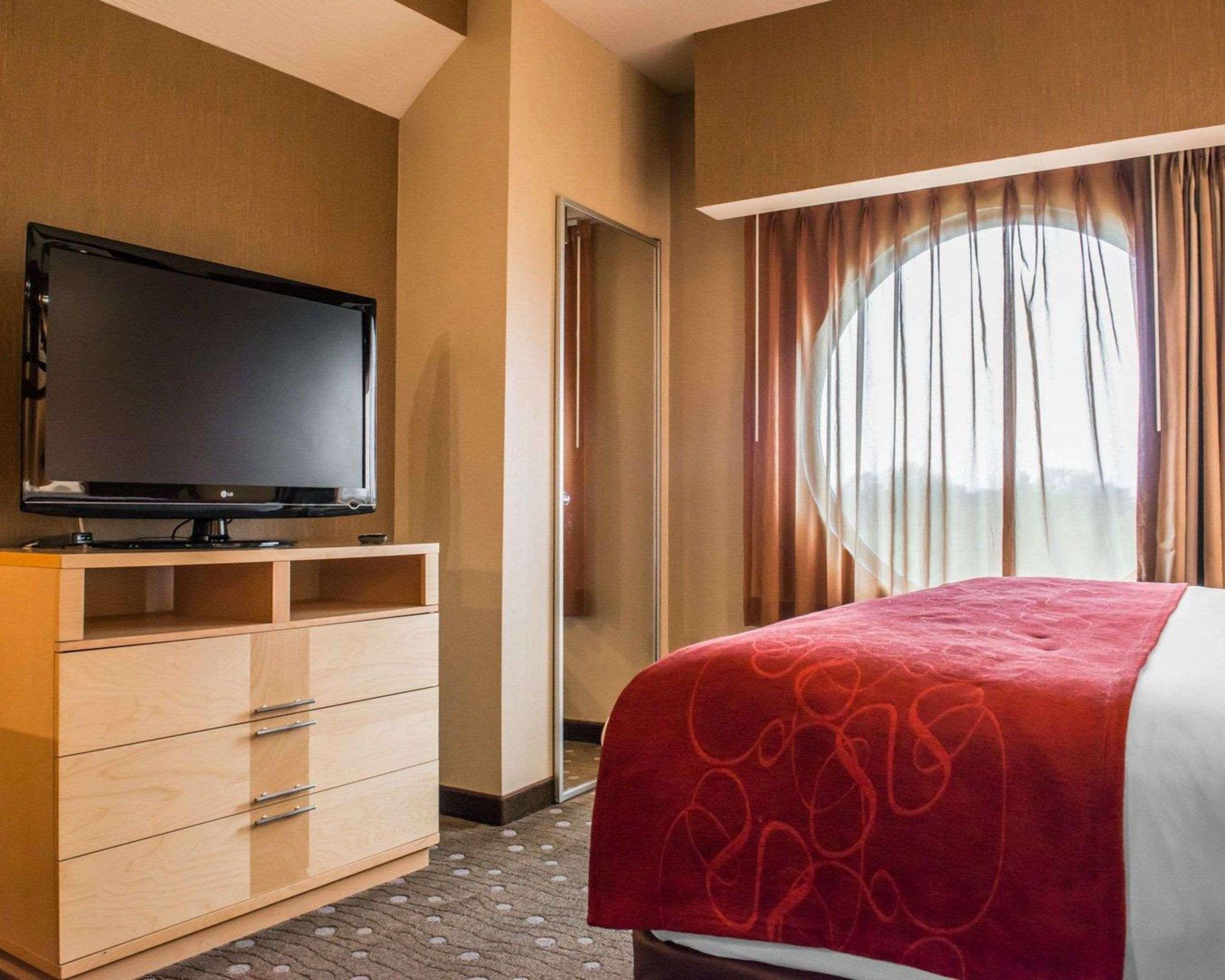 Comfort Suites Monroeville Buitenkant foto