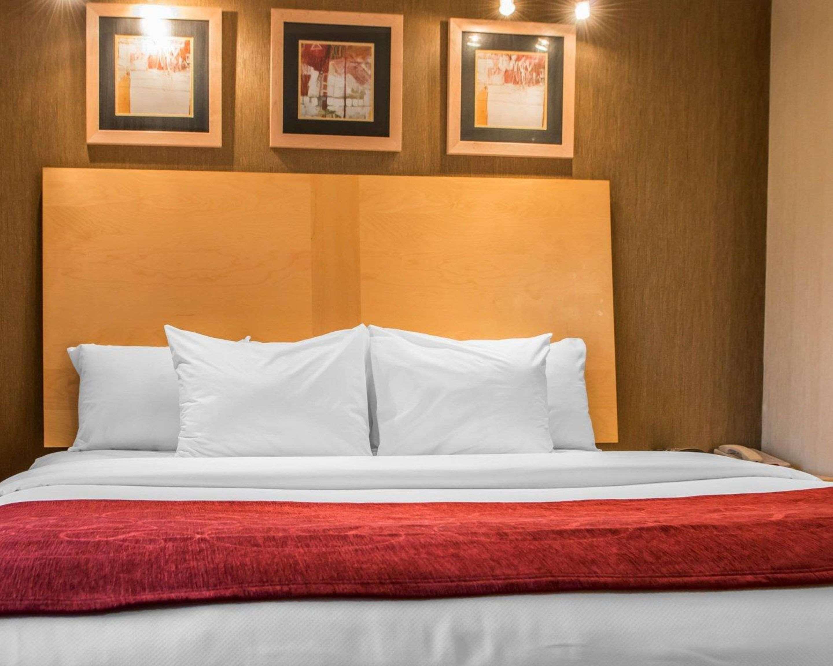 Comfort Suites Monroeville Buitenkant foto
