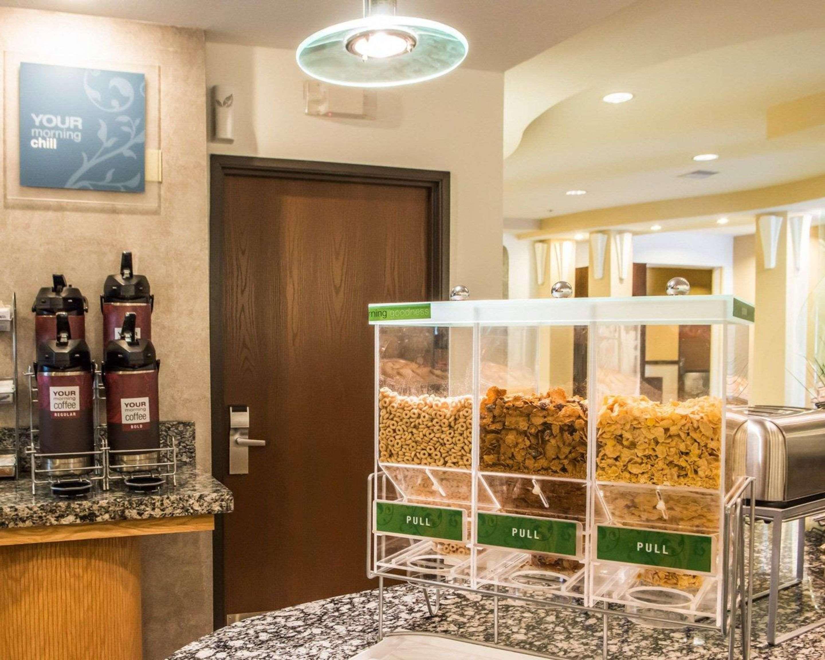 Comfort Suites Monroeville Buitenkant foto