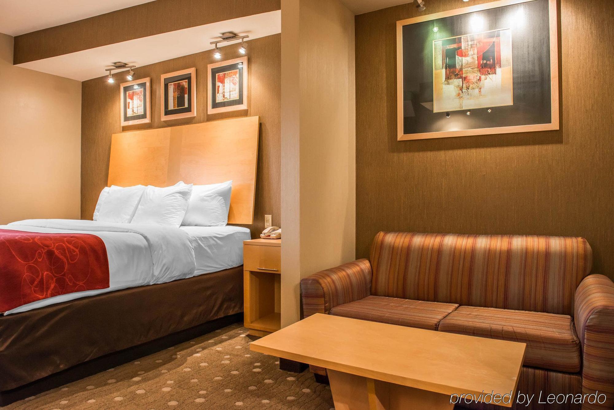 Comfort Suites Monroeville Buitenkant foto